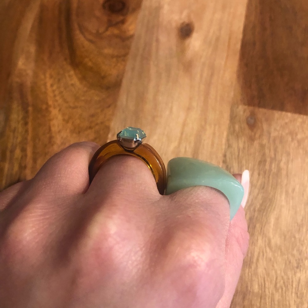 Fashion Rings - Picture 8 of 8
